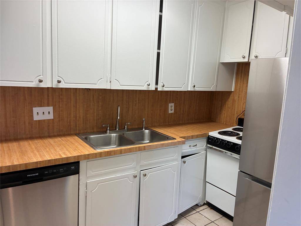 Houston, TX 77027,3400 Timmons LN #72