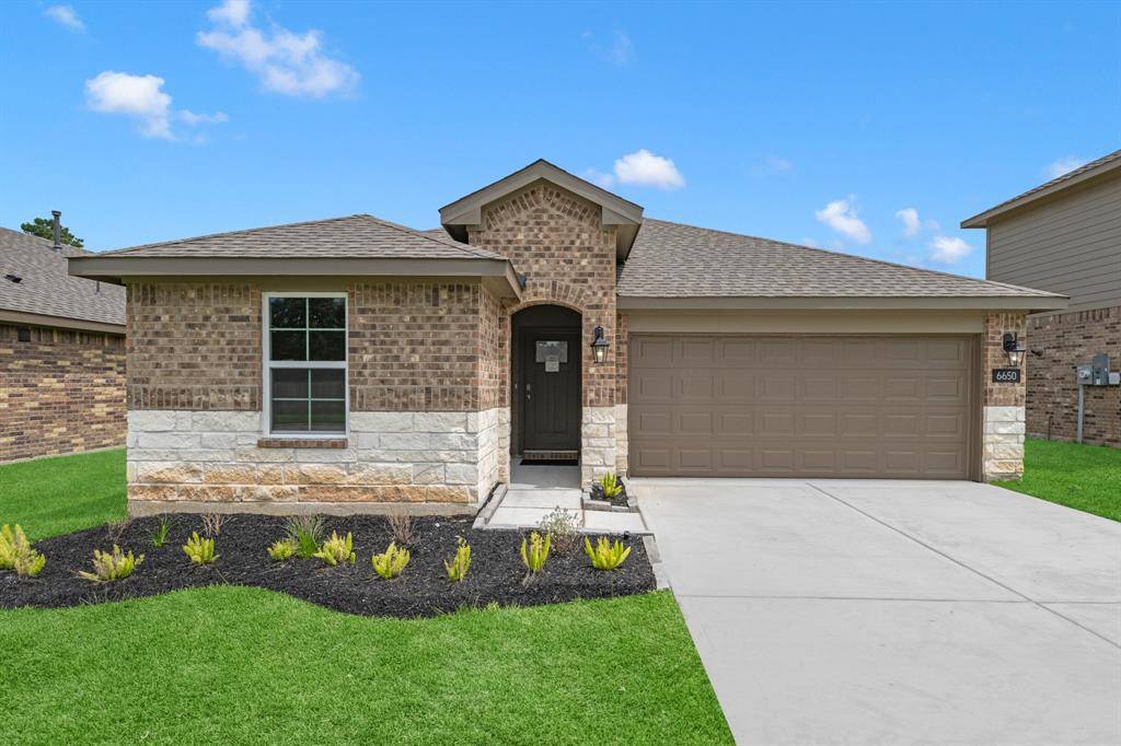 Angleton, TX 77515,328 Amy ST