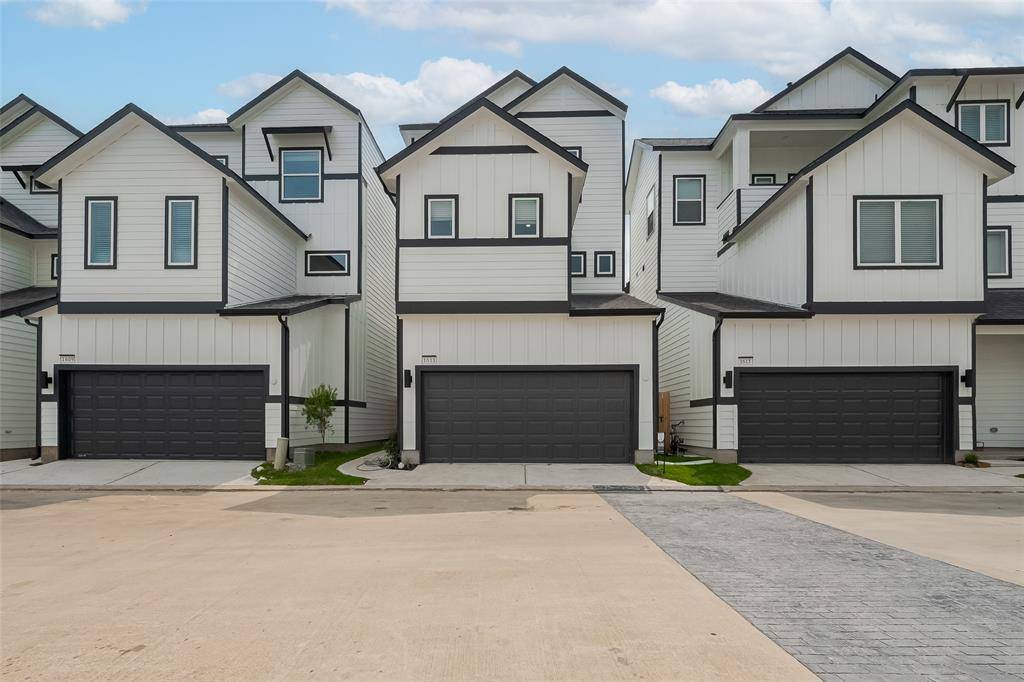 Houston, TX 77055,1611 Regents Gate CT