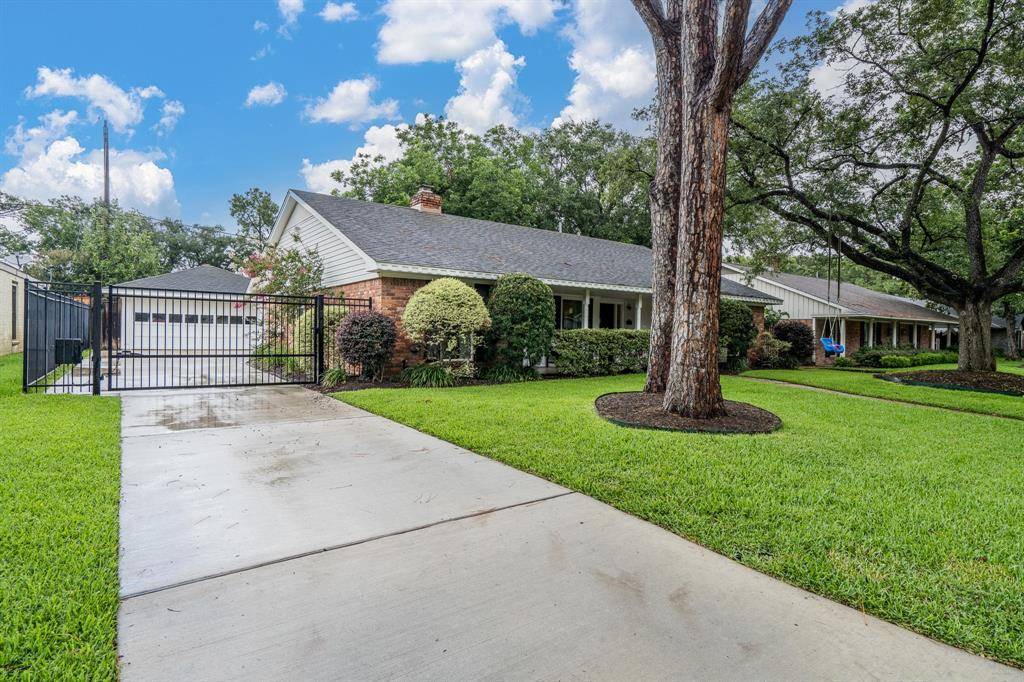 Houston, TX 77042,10014 Ella Lee LN