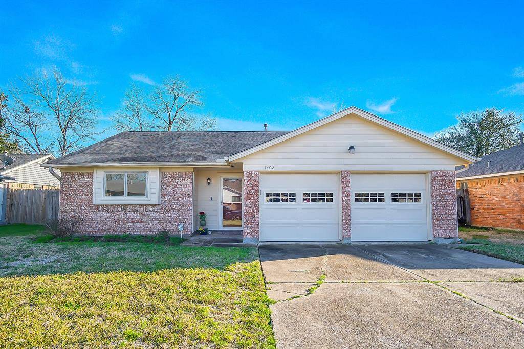 Pasadena, TX 77504,1402 Chippawa LN