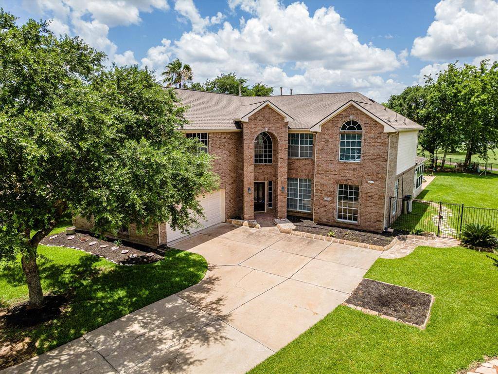 Pearland, TX 77584,230 Walnut Cove LN