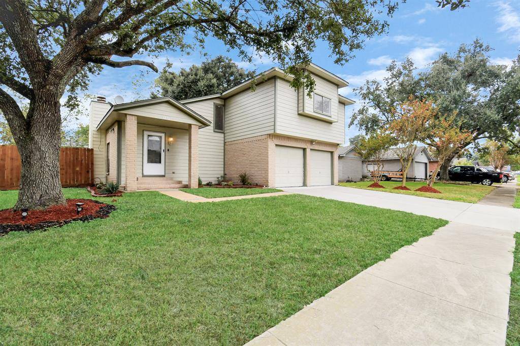 Pearland, TX 77584,1111 W Brompton DR