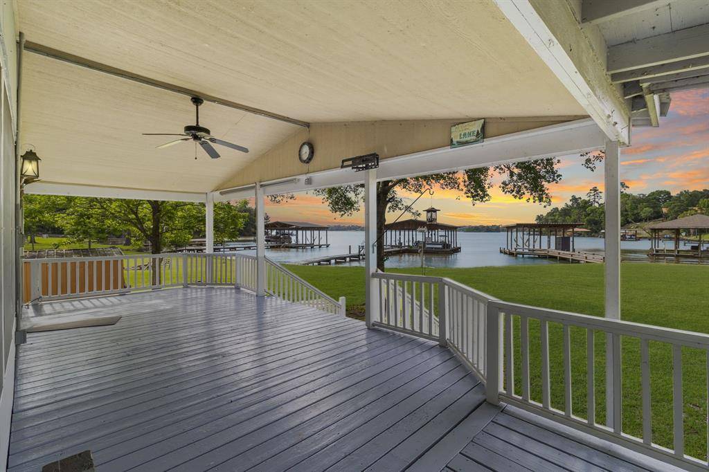 Trinity, TX 75862,737 Lake Shore DR