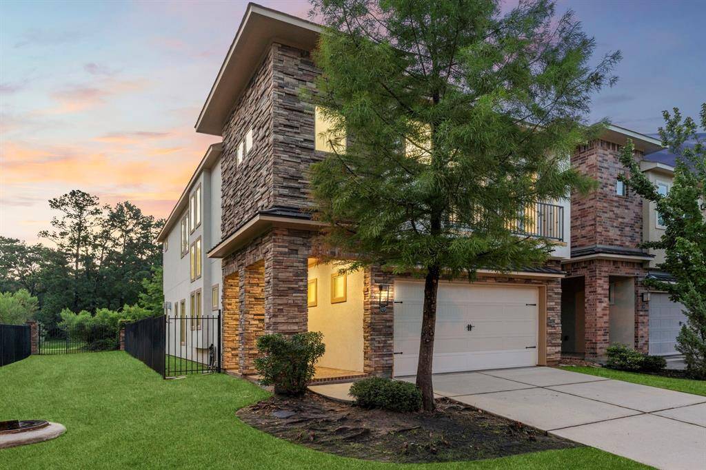 The Woodlands, TX 77380,127 Benjis PL