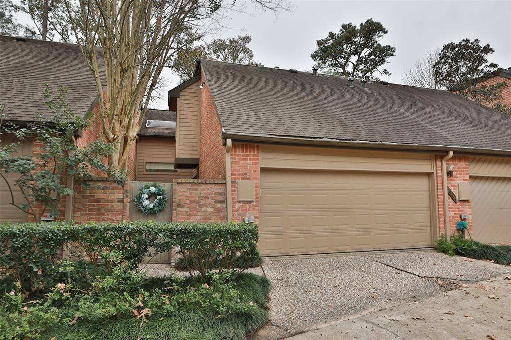 Houston, TX 77024,236 Sugarberry CIR