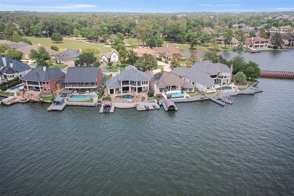 Montgomery, TX 77356,392 Green Cove DR
