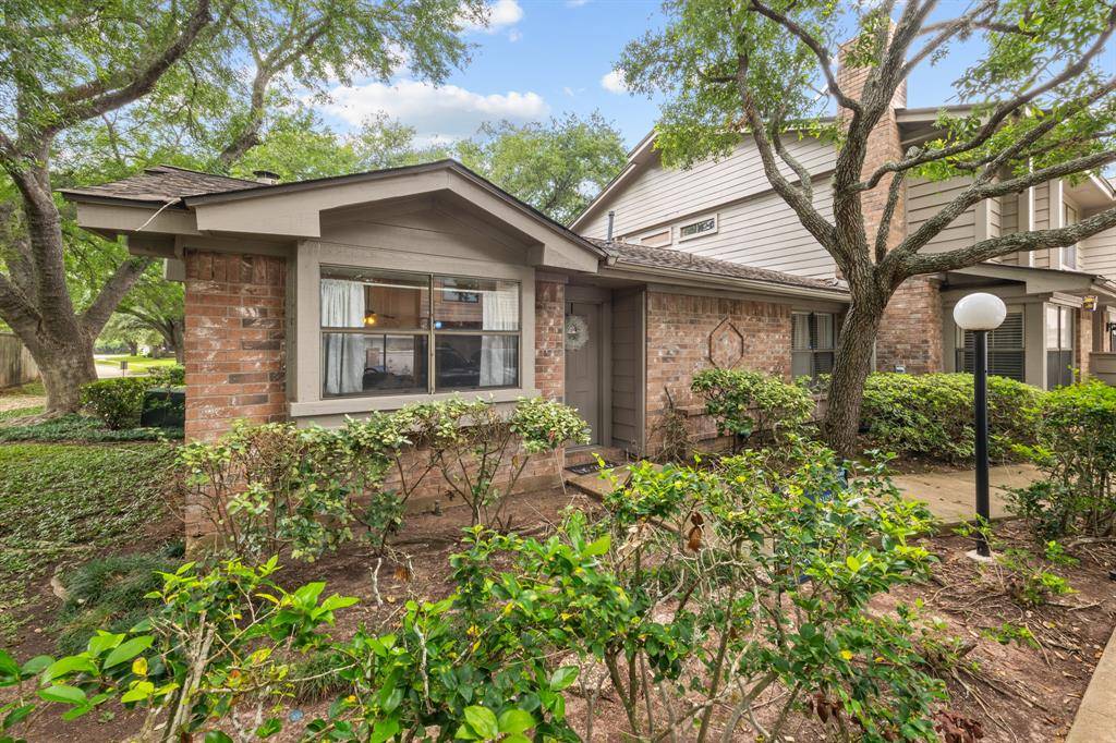 Sugar Land, TX 77479,2711 Grants Lake BLVD #194