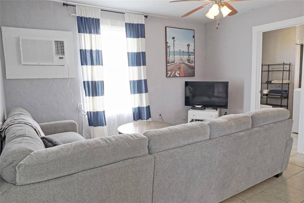 Surfside Beach, TX 77541,419 Murex ST
