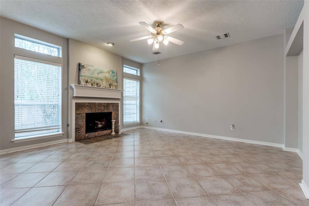 Spring, TX 77382,154 N Valley Oaks CIR