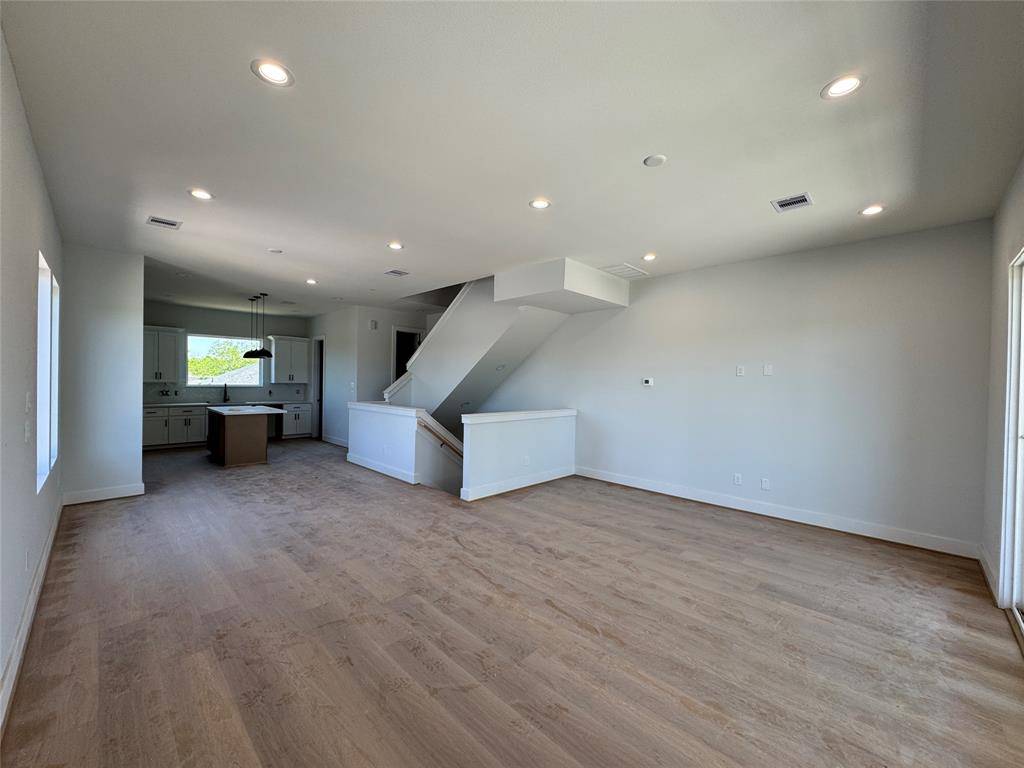 Houston, TX 77021,7229 Tierwester ST