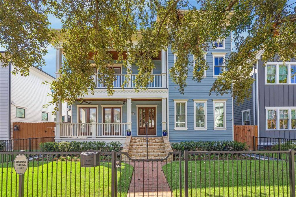 Houston, TX 77008,1220 Omar ST