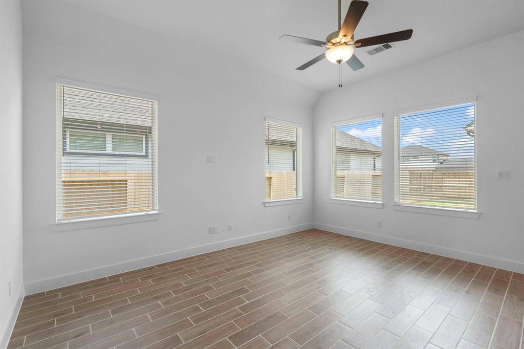 Mont Belvieu, TX 77523,11814 Salty Bend Drive