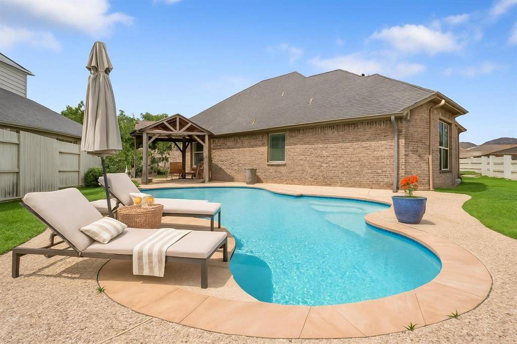 Rosenberg, TX 77469,326 Lake Rim DR