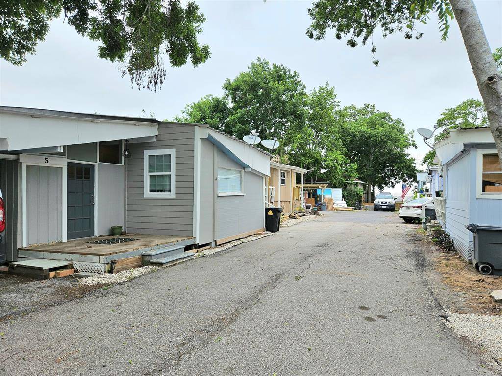 Bacliff, TX 77518,4419 W Bayshore DR #4