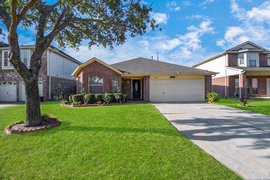 Houston, TX 77082,16010 Crested Green DR