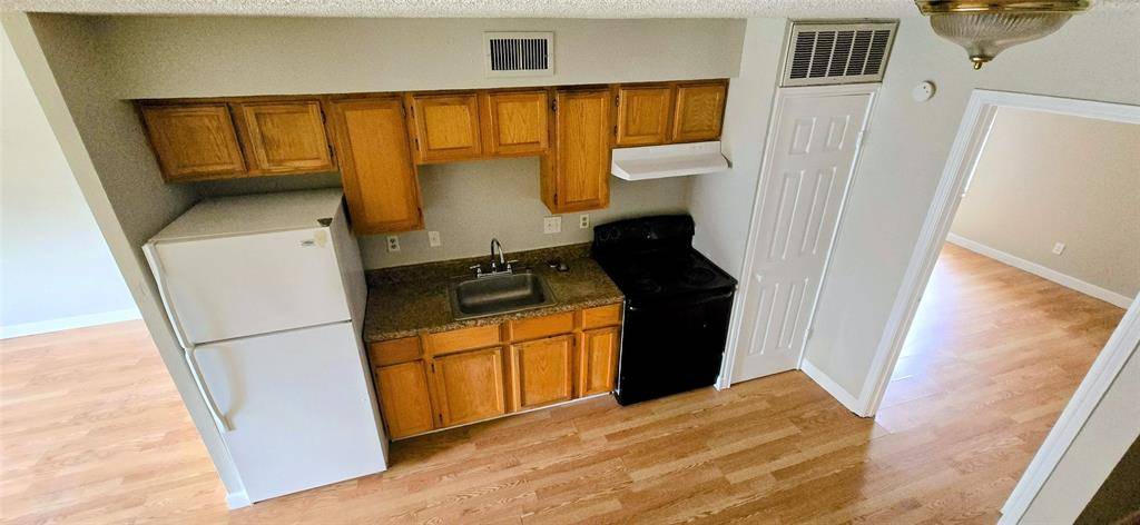 Montgomery, TX 77356,12900 Walden RD #208B