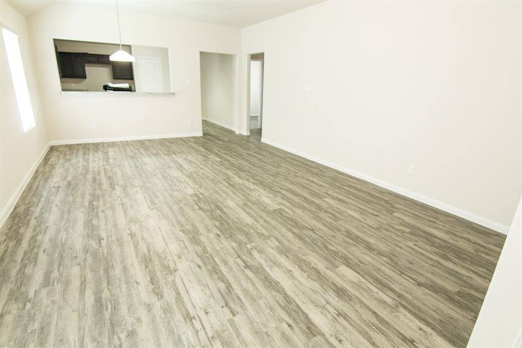 La Marque, TX 77568,920 Fletcher Hills CT