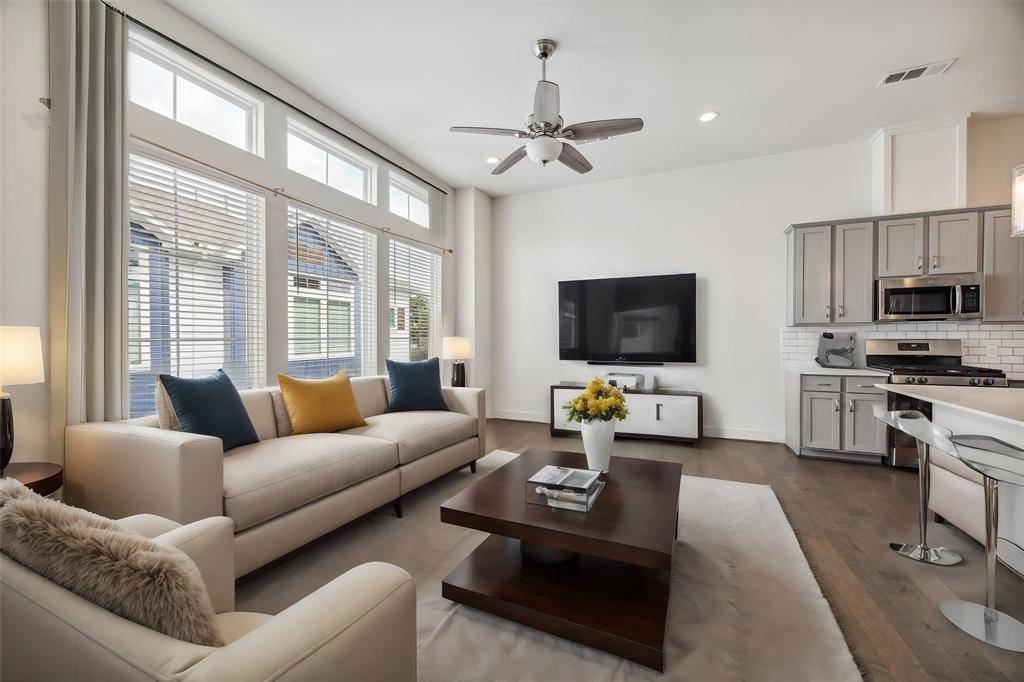 Houston, TX 77080,9452 Kerrwood LN