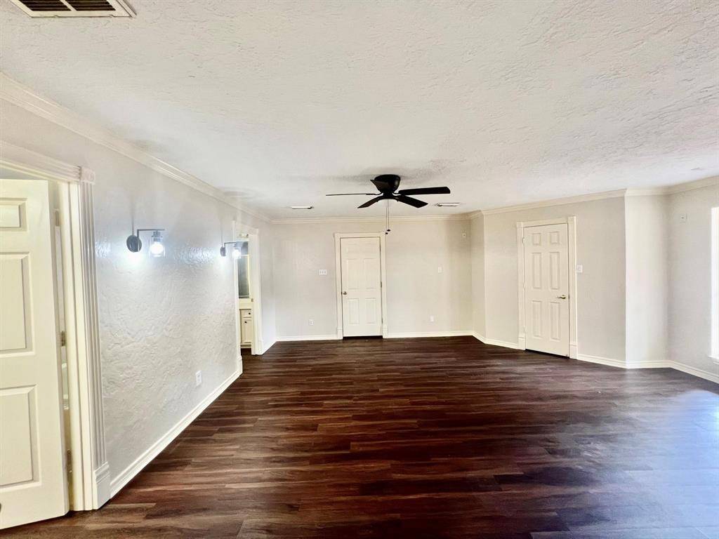 Conroe, TX 77302,14385 Old Humble Pipeline RD