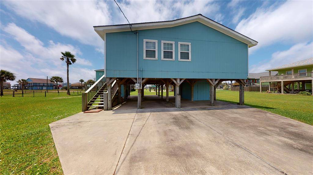 Crystal Beach, TX 77650,951 Clara