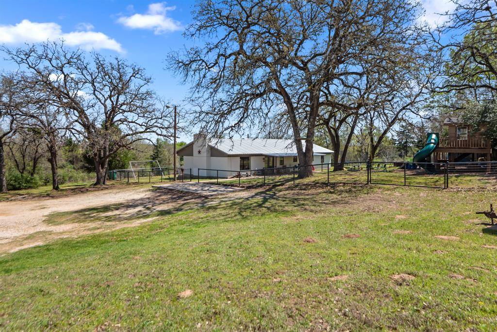 Hearne, TX 77859,10935 W Highway 79