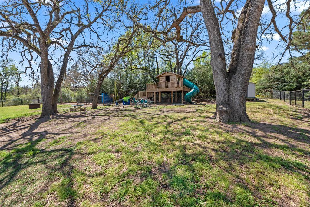 Hearne, TX 77859,10953 W Highway 79