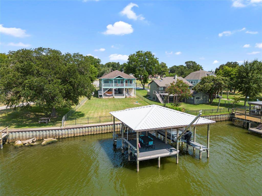 Livingston, TX 77351,514 Water View DR