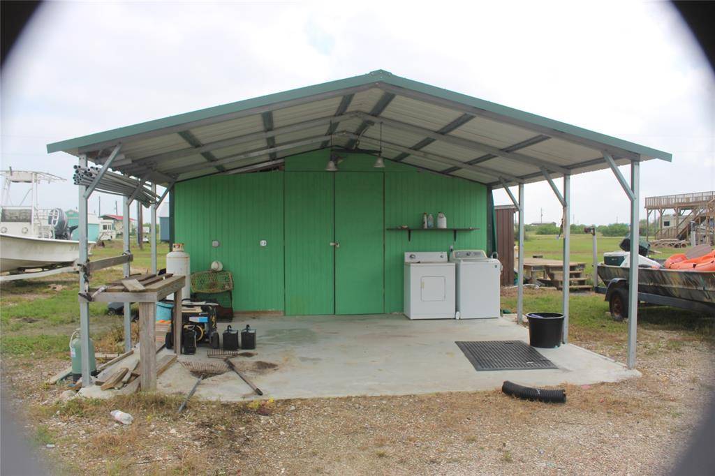 Palacios, TX 77465,134 Kingfish LN