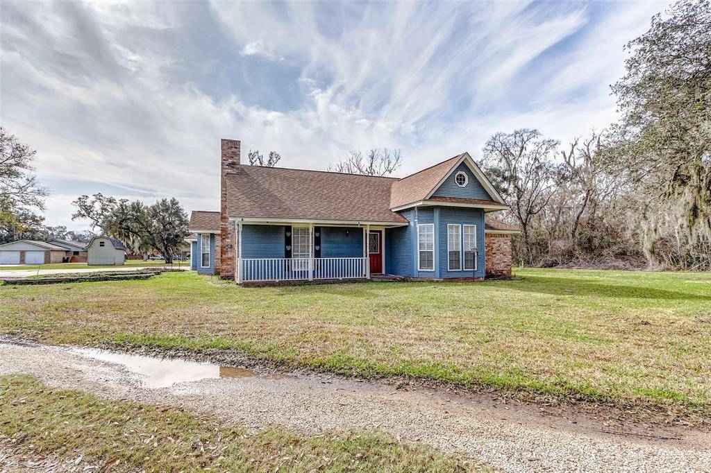 Brazoria, TX 77422,5325 County Road 353