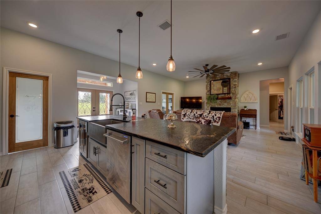 Washington, TX 77880,8401 Equestrian LN