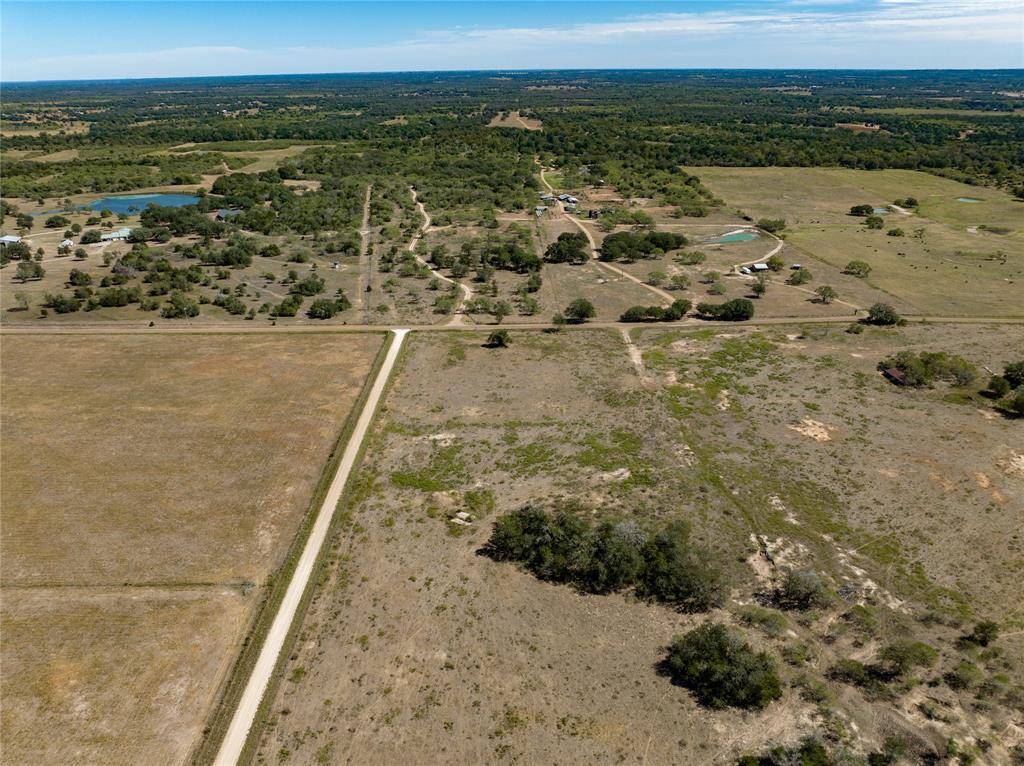 Flatonia, TX 78959,7A Armstrong Road