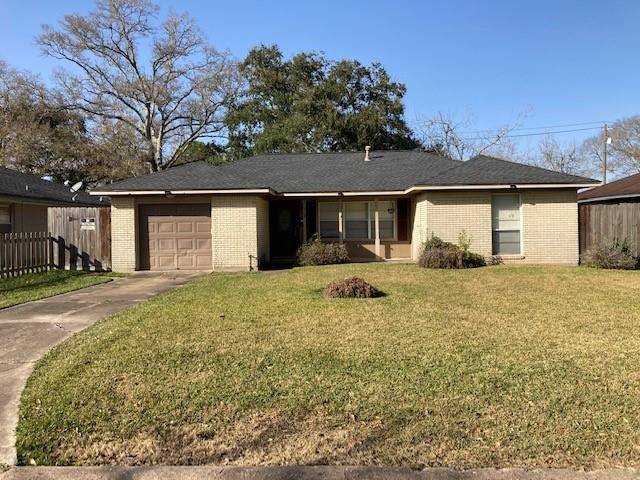 Angleton, TX 77515,913 Meadowlane ST