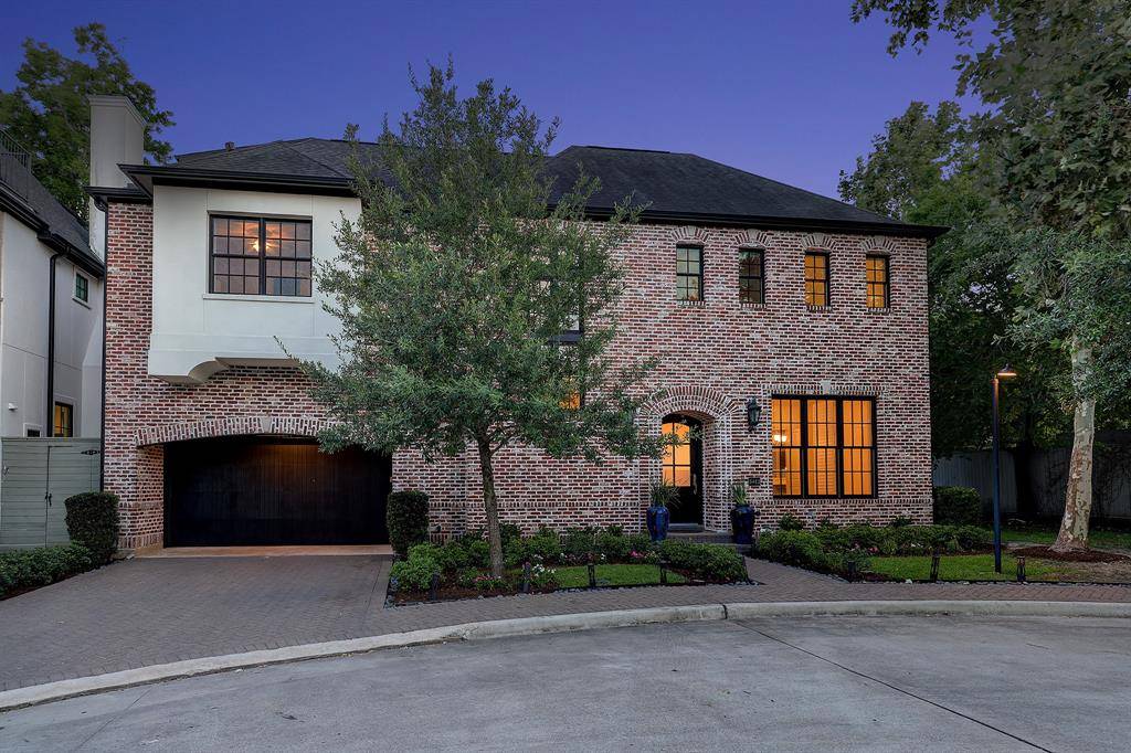 Bellaire, TX 77401,5413 ALDER CIR