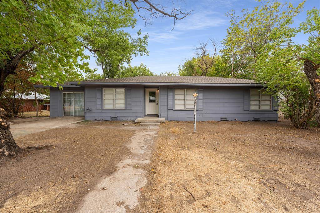 Cameron, TX 76520,202 E 20th ST