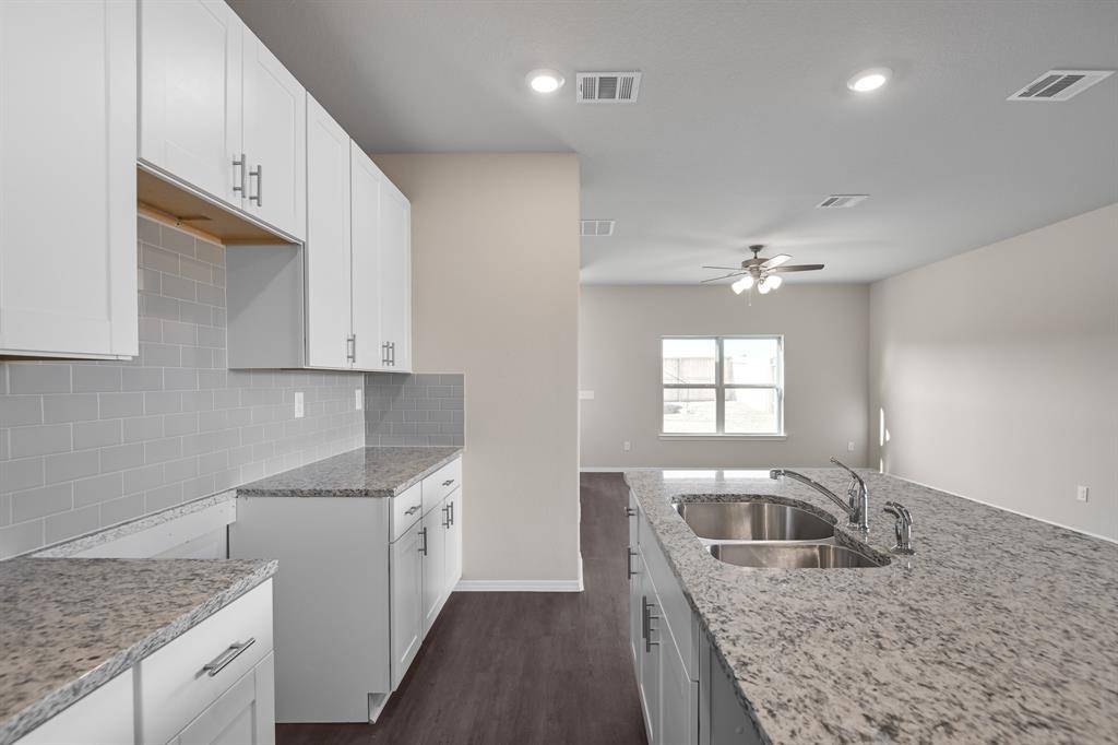 Houston, TX 77016,10807 Red Orchid DR