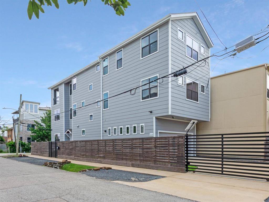 Houston, TX 77007,2301 Arabelle ST