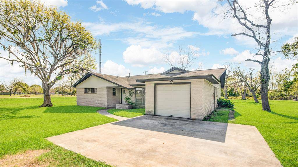 Brazoria, TX 77422,20244 County Road 510w
