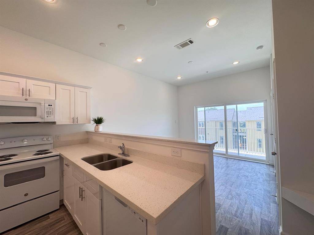 Houston, TX 77004,3477 Reeves ST #3H