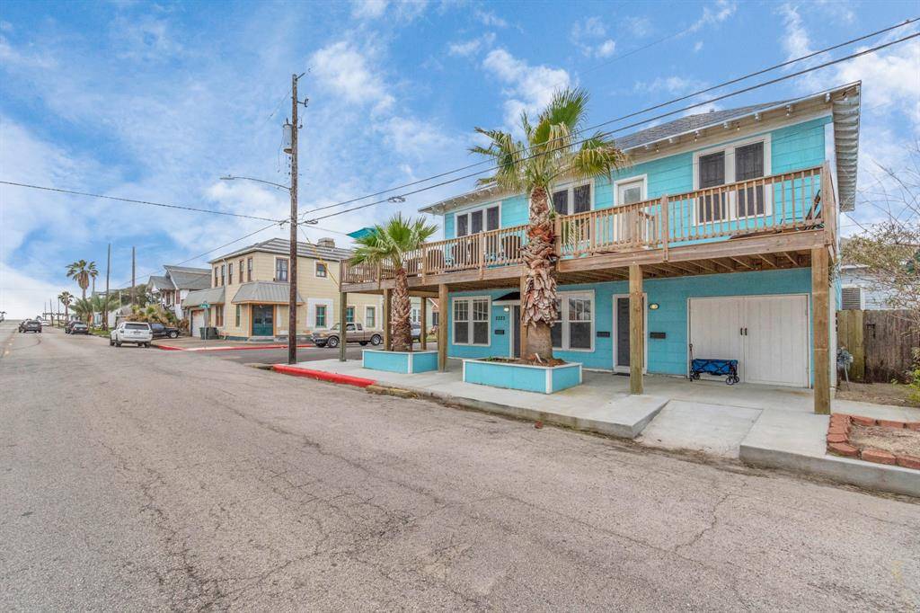 Galveston, TX 77550,2223 33rd ST