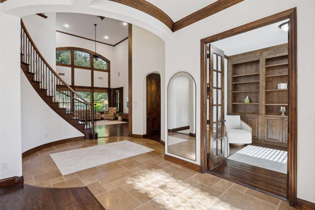 Lantana, TX 76226,9741 Blanco DR