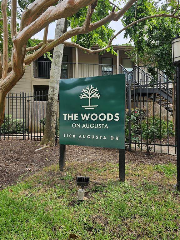 Houston, TX 77057,1100 Augusta DR #42