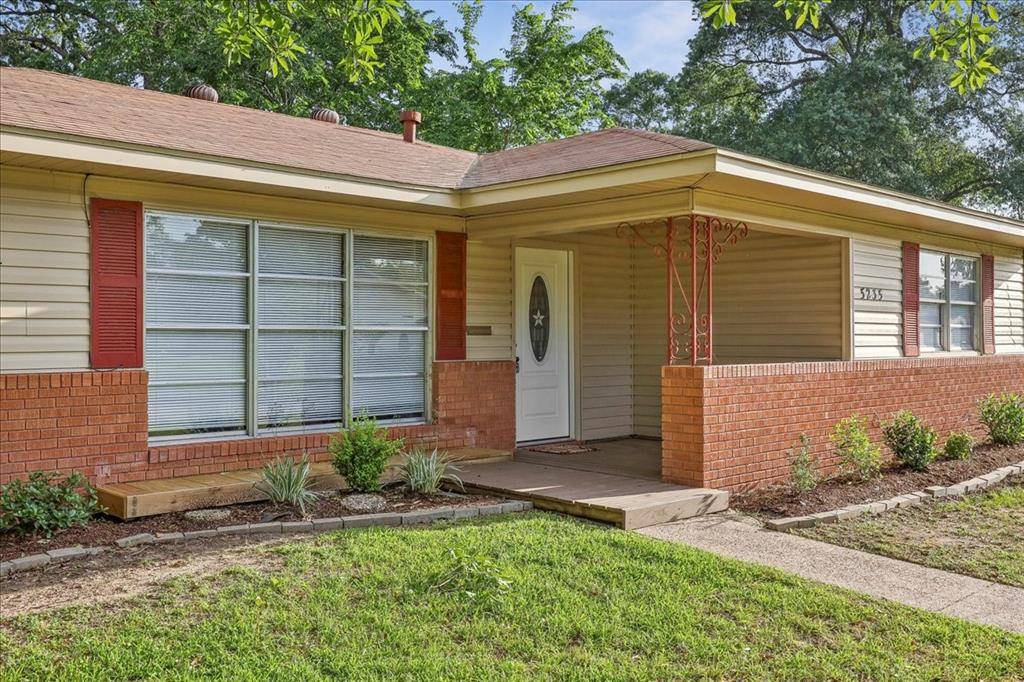 Beaumont, TX 77707,5235 Laurel ST