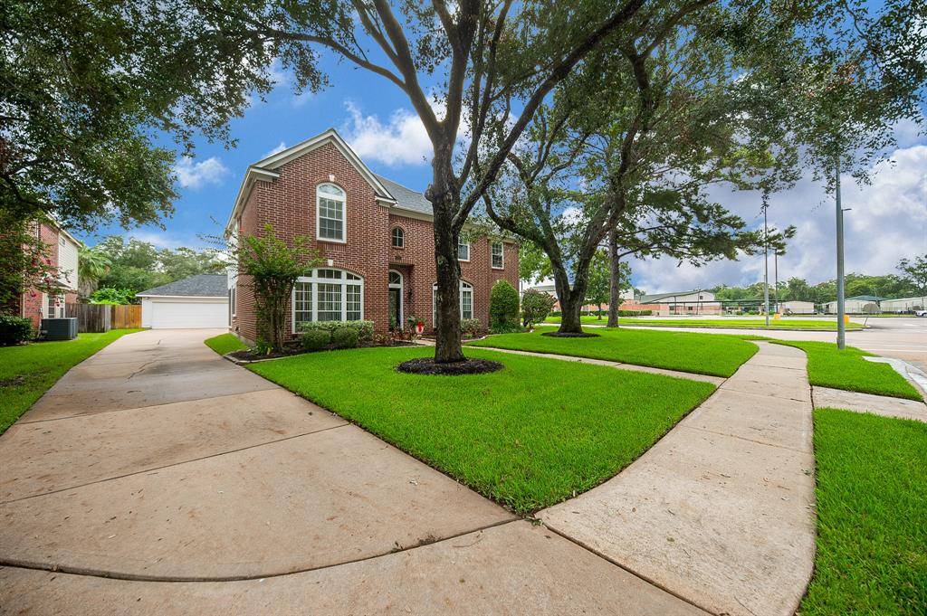 Sugar Land, TX 77479,4902 Glen Heather CT