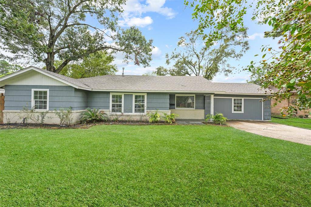 Houston, TX 77080,10009 Lazy Oaks ST