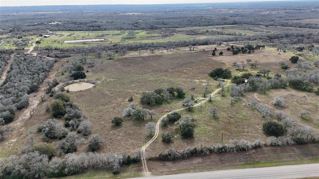 Waelder, TX 78959,5363 E US Hwy 90