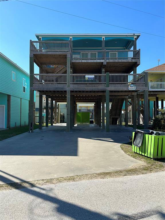 Crystal Beach, TX 77650,947 South Cove