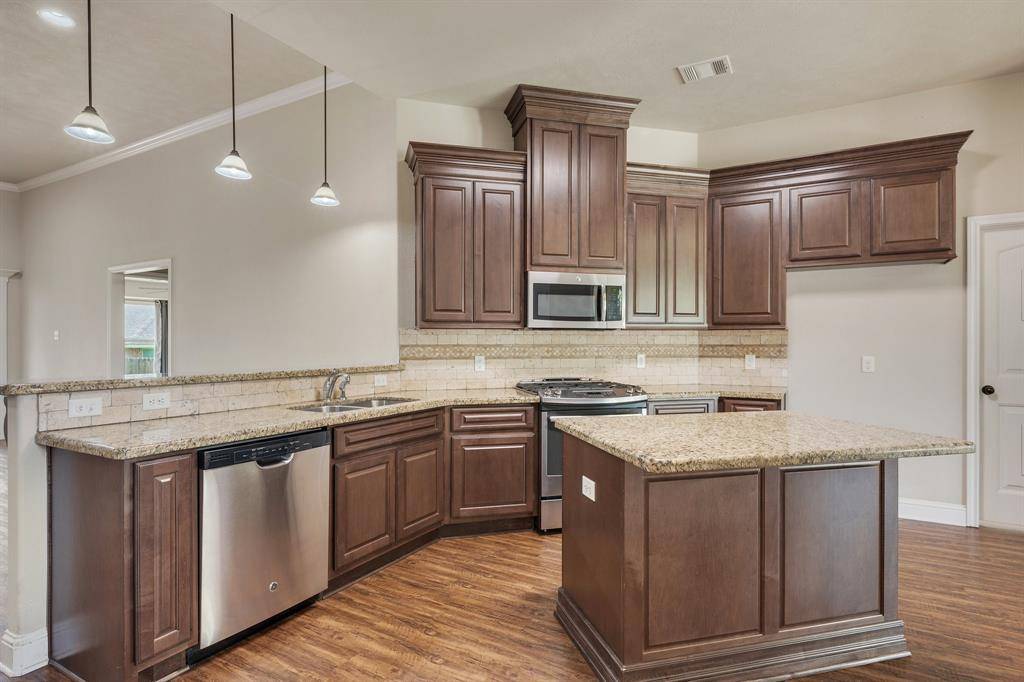 College Station, TX 77845,1208 Robinsville CT