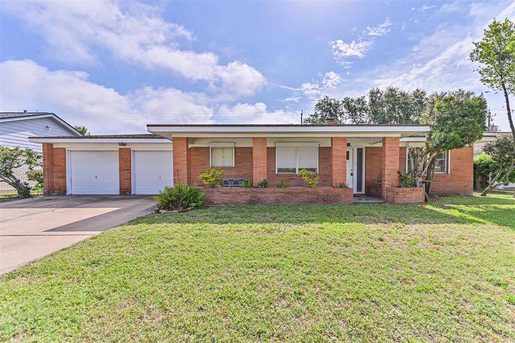 Galveston, TX 77551,2920 Heron DR