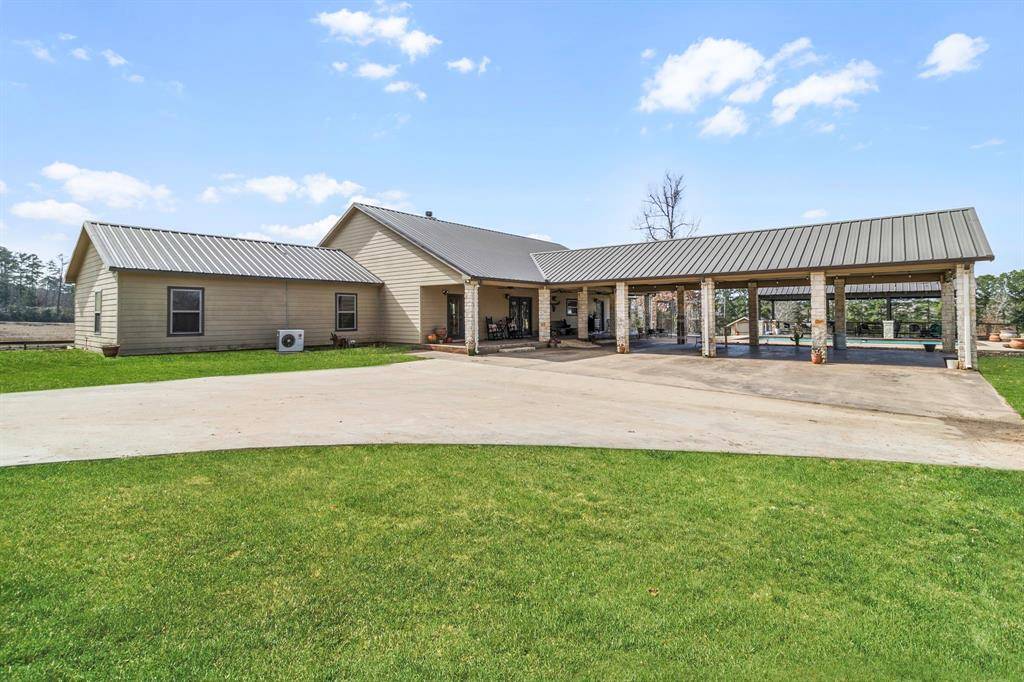 Livingston, TX 77351,470 W Fm 942